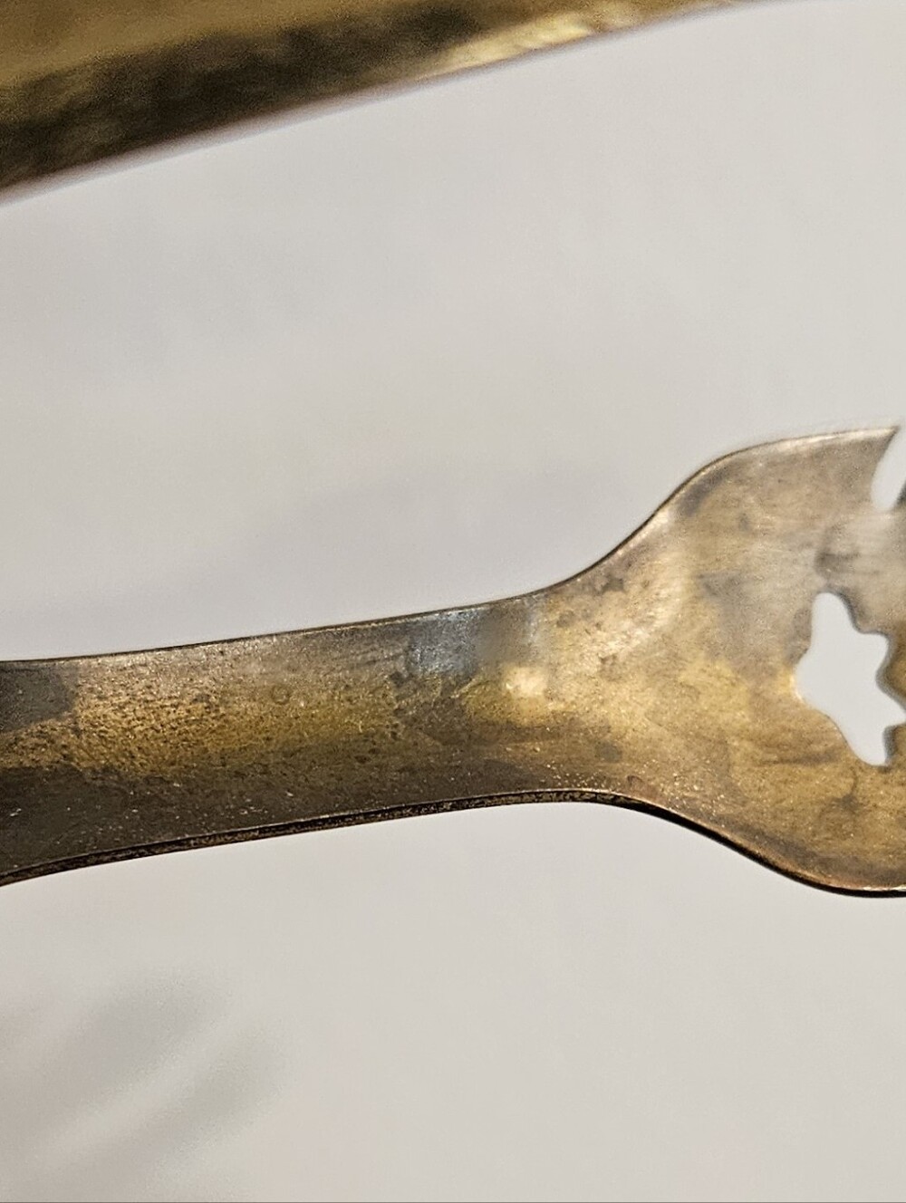 Small Brass Tongs - Picture 5 of 8